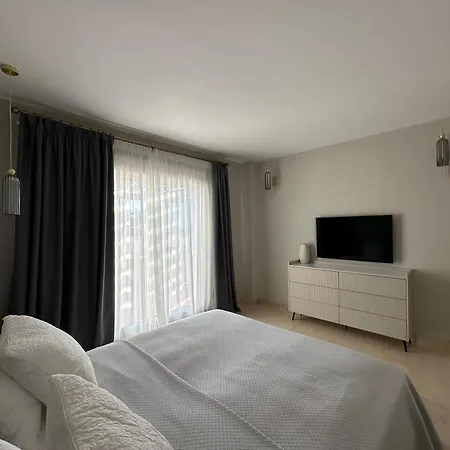 Apartment La Goleta Marbella